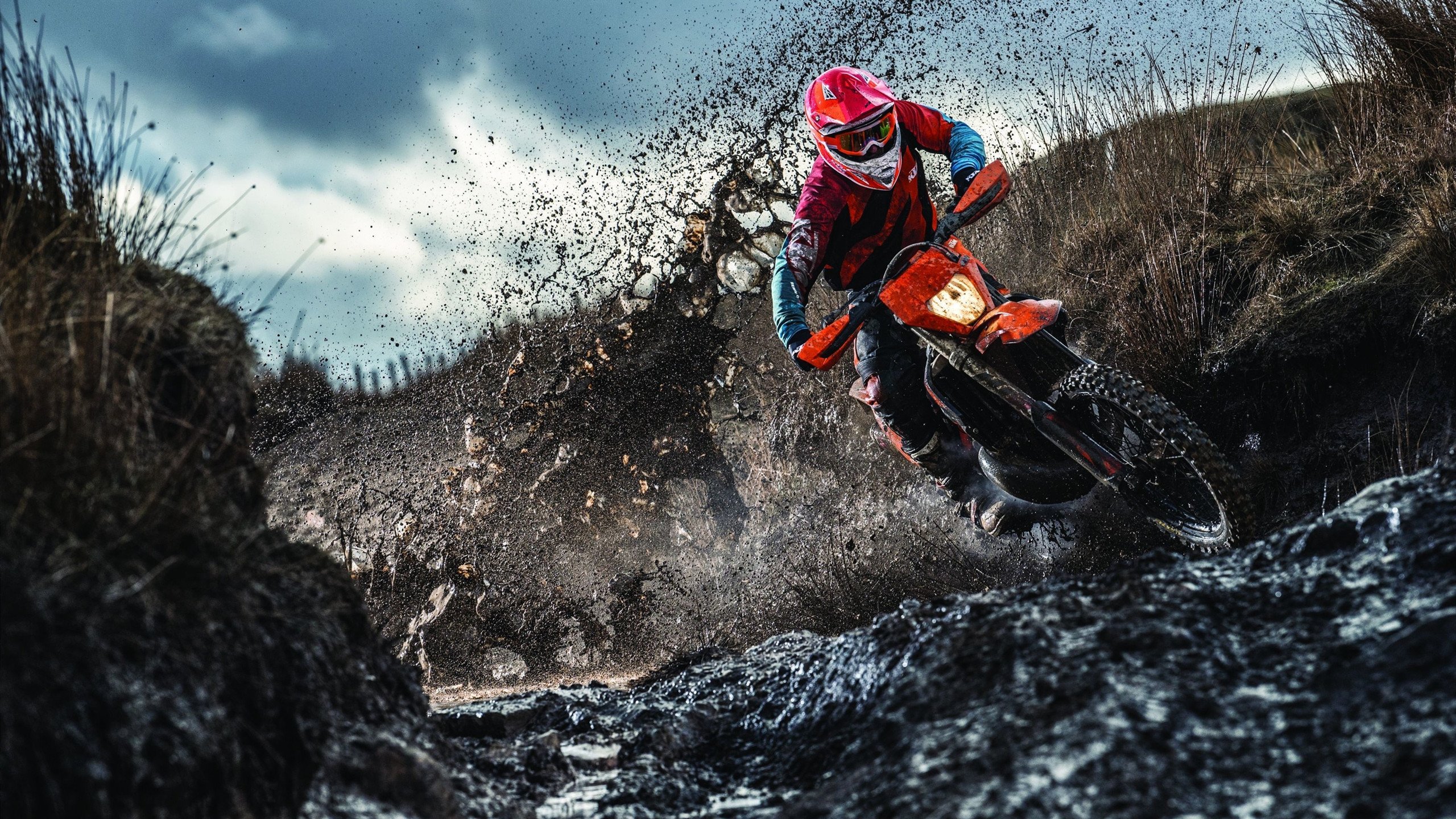 约翰·恩多耶-布鲁阿尔沉着冷静夺得佳绩，约翰·布鲁诺